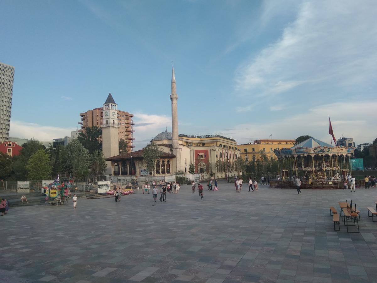 City Center * Tirana